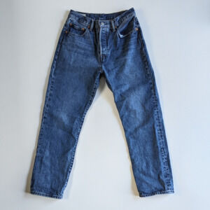 Levi’s Premium 501 Blue Jeans 27 x 26 (tag 28 x 28) Medium Dark Wash Straight